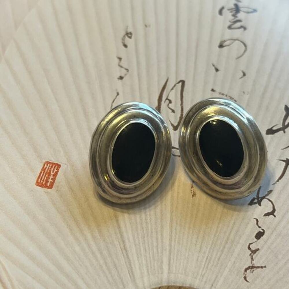 Vintage Taxco Mexico 925 Sterling Silver Black Onyx Cabochon Clip Earrings